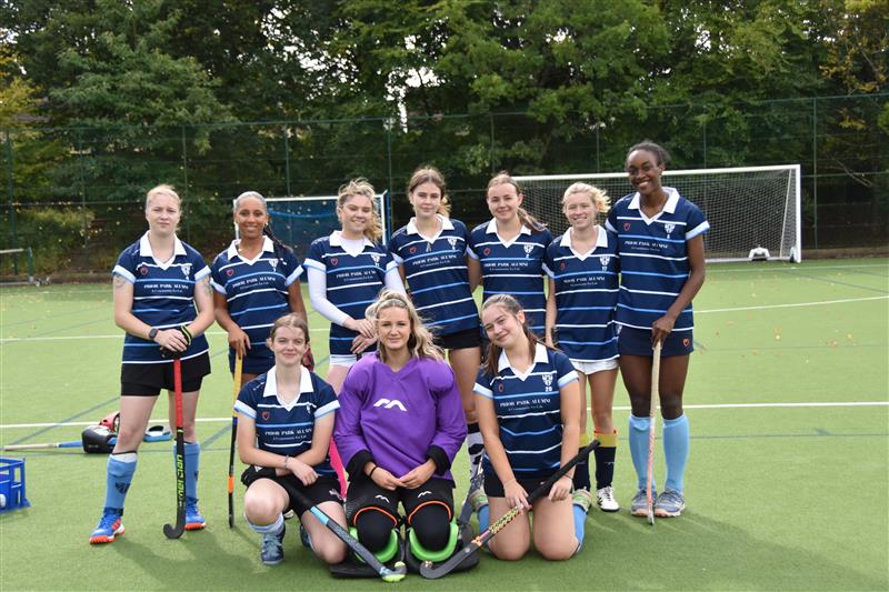 26 Alumnae hockey